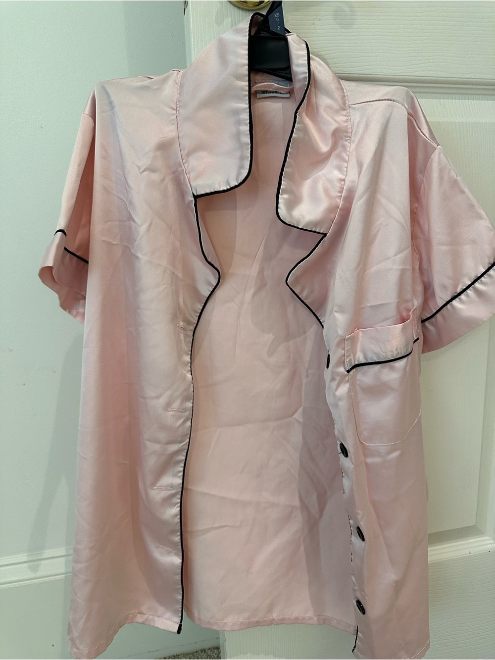 SHEIN Light Pink Satin Short PJ Set with Black Trim - Picture 2 of 5